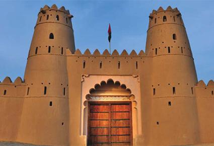 قلعة الجاهلي: تراث إماراتي يزخر في الشهر الفضيل